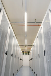 INTELLIGENT LIGHTING FOR DATACENTER:  The Netherlands, 2023