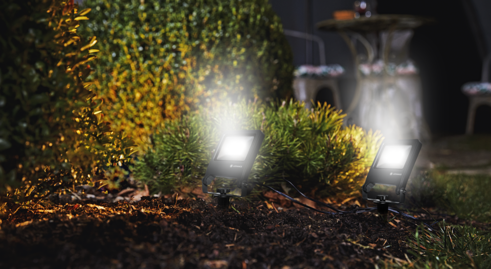 LED floodlights for outdoor lighting